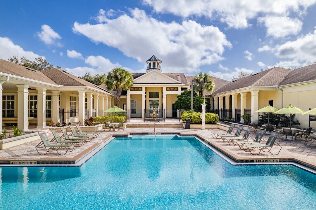 Perse Apartments in Orlando, FL - Building Photo