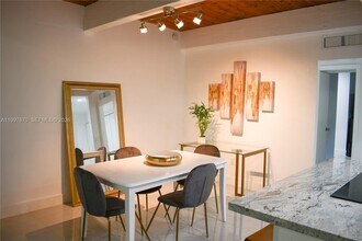 19420 NE 26th Ave in Miami, FL - Building Photo - Building Photo