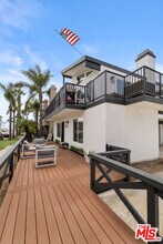 213 17th St in Huntington Beach, CA - Building Photo - Building Photo