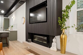 2655 W Huron St in Chicago, IL - Building Photo - Building Photo