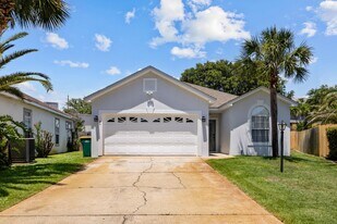 96 Trista Terrace Ct in Destin, FL - Building Photo