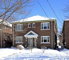 23-25 Preston Pl in Toronto, ON - Building Photo