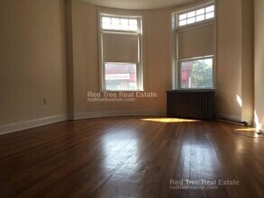 15 Green St in Brookline, MA - Building Photo - Building Photo