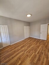 231 Clark Pl in Elizabeth, NJ - Building Photo - Building Photo