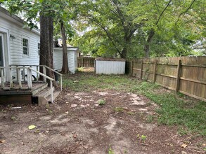 120 S Montgomery St in Gilmer, TX - Building Photo - Building Photo