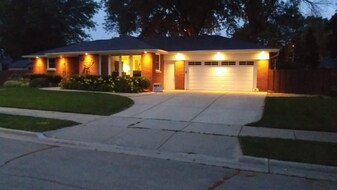 1274 Rockdale St in Green Bay, WI - Building Photo