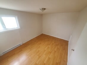 9 Connaught Ave in Moncton, NB - Building Photo - Building Photo