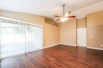 13918 Valleybrooke Ln in Orlando, FL - Building Photo - Building Photo