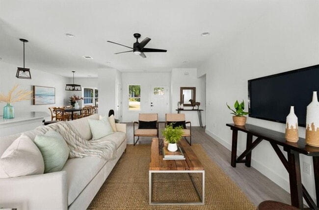 5102 Moss Point in Leander, TX - Building Photo - Building Photo