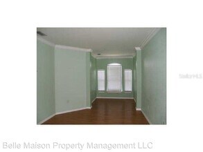 2725 Via Cipriani in Clearwater, FL - Foto de edificio - Building Photo