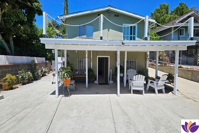 1716 Grafton St in Los Angeles, CA - Building Photo - Building Photo