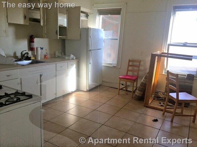 9 Fulkerson St, Unit #3