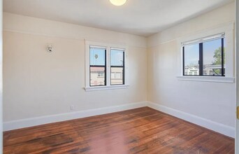 315 E 15th St, Unit 319 in Oakland, CA - Building Photo - Building Photo