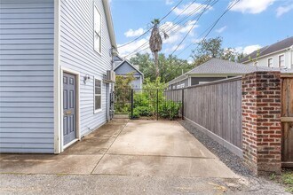 1243 Ashland St in Houston, TX - Building Photo - Building Photo