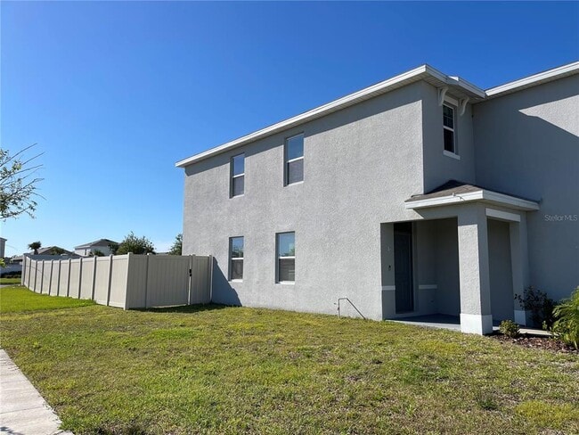 5439 Warrington Town Path in Wesley Chapel, FL - Building Photo - Building Photo