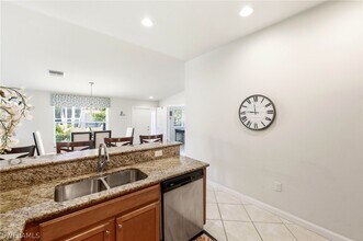 8664 Genova Ct in Naples, FL - Building Photo - Building Photo