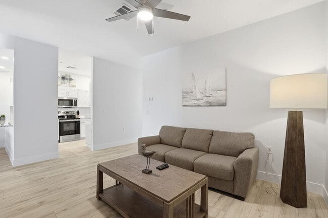 7885 Mahogany Run Ln, Unit SI FL2-ID1494628P in Naples, FL - Building Photo - Building Photo