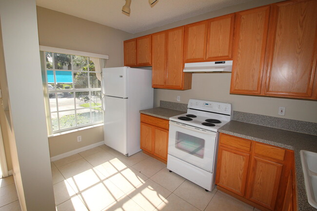 5222 Palmbrooke Cir in West Palm Beach, FL - Building Photo - Building Photo