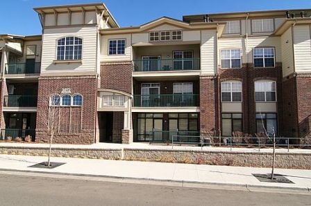 Hampden Town Center in Aurora, CO - Building Photo