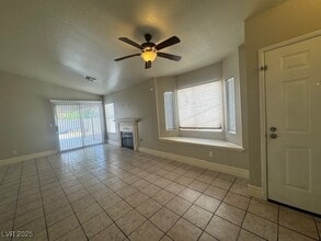 7030 Orange Grove Ln in Las Vegas, NV - Building Photo - Building Photo