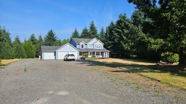 property at 15348 Sunnyside Ln SE