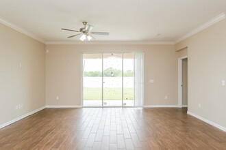 2356 Dovesong Trace Dr in Ruskin, FL - Building Photo - Building Photo