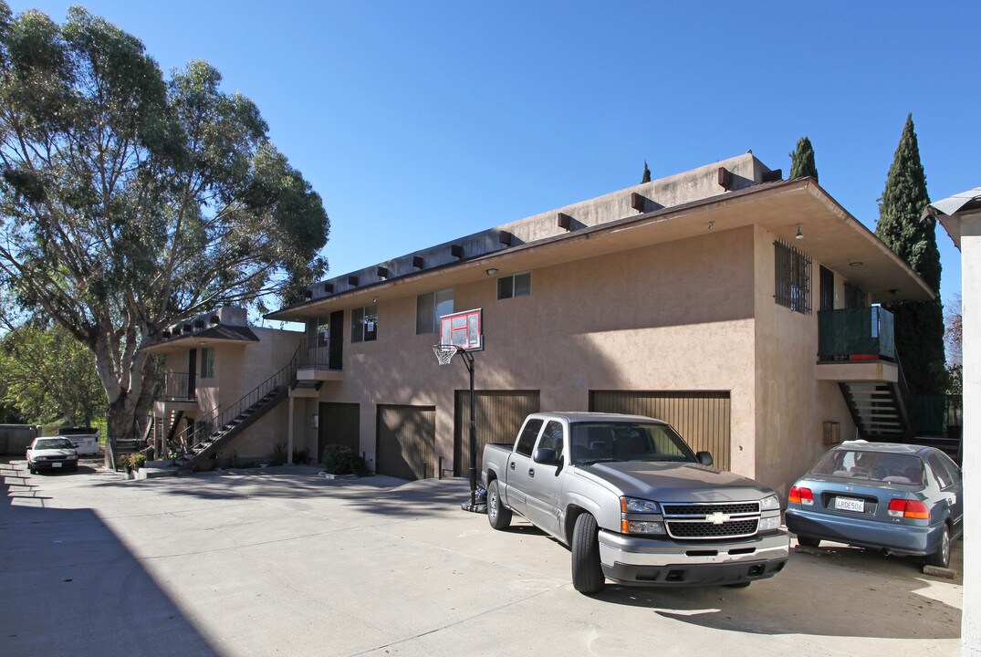 228 G St in Chula Vista, CA - Foto de edificio
