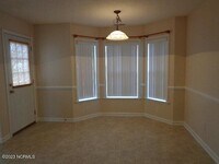 331 Richmond Dr photo'