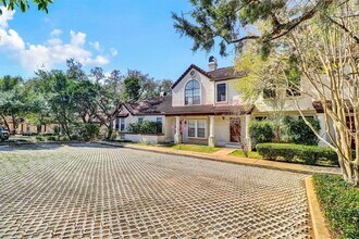 5606 Bonnell Vista St in Austin, TX - Building Photo - Building Photo