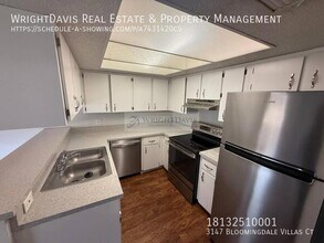 3147 Bloomingdale Villas Ct in Brandon, FL - Building Photo - Building Photo