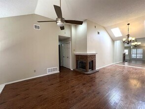 5013 Hearthcrest Dr in Garland, TX - Building Photo - Building Photo