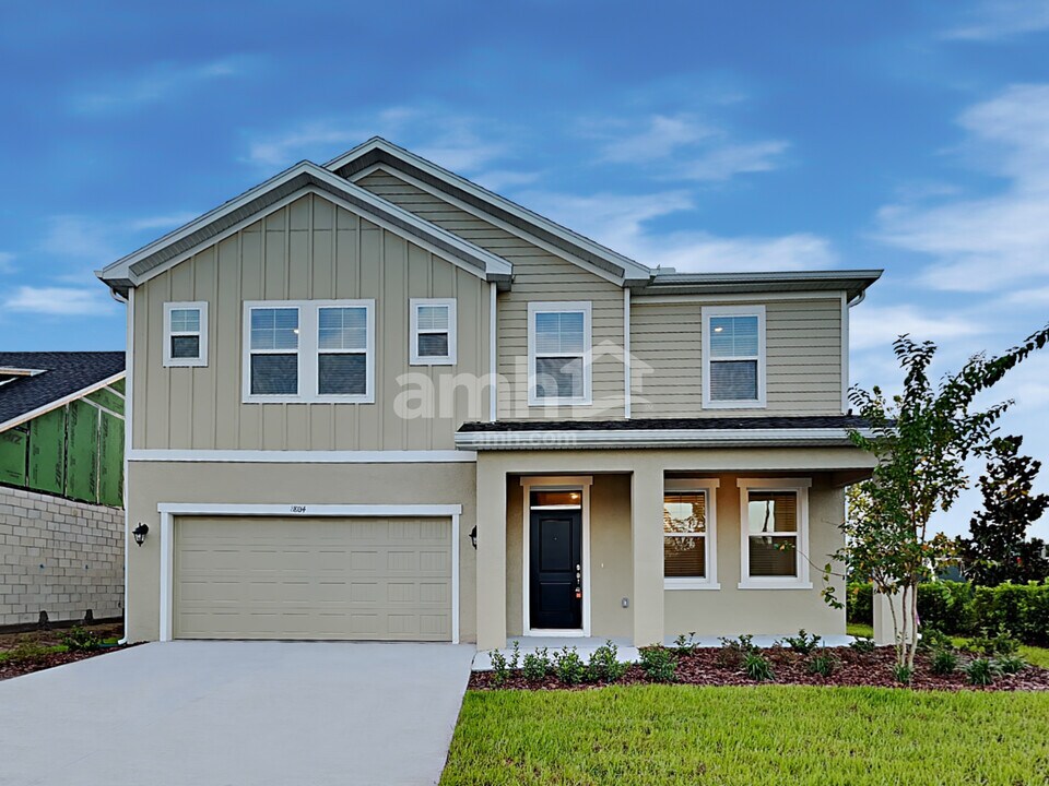 804 Heavenly Dr in St. Cloud, FL - Building Photo
