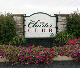 Charter Club Apartments in London, OH - Building Photo - Building Photo