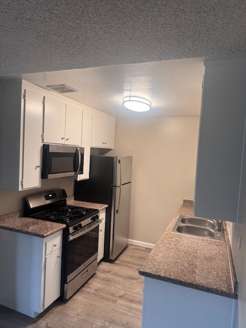 Camelot Apartments in Chula Vista, CA - Building Photo - Building Photo