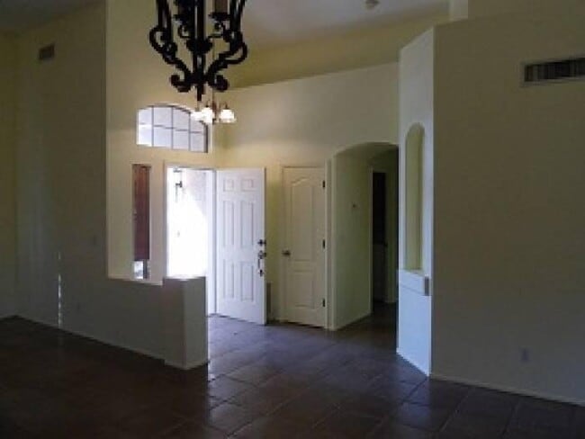 9802 N Camino Vado in Tucson, AZ - Building Photo - Building Photo