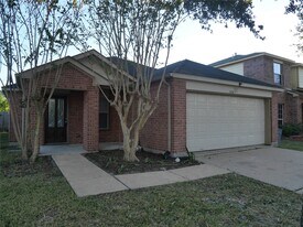 2726 Heatherwind Ln in Houston, TX - Building Photo