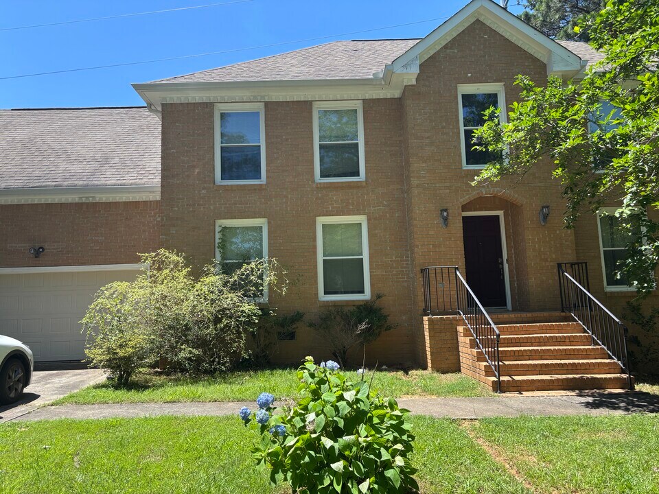 3695 Winters Hill Dr in Doraville, GA - Building Photo