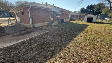 249 Wayne Ave in Jonesboro, GA - Building Photo - Building Photo