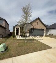 430 Cherry Laurel Dr in Oak Point, TX - Building Photo