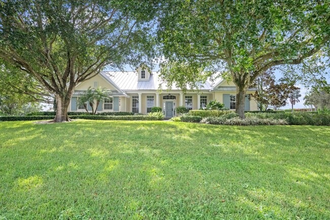 property at 15416 Sunnyland Ln