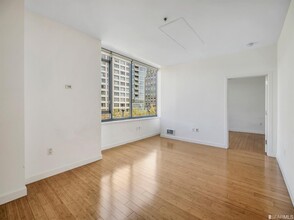 260 King St in San Francisco, CA - Building Photo - Building Photo