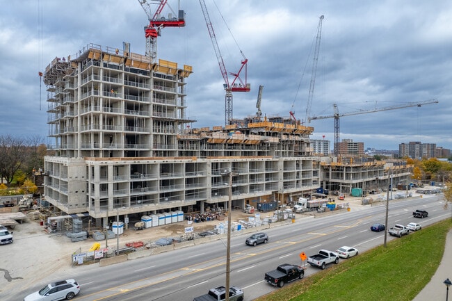 Notting Hill Condos in Toronto, ON - Building Photo - Building Photo