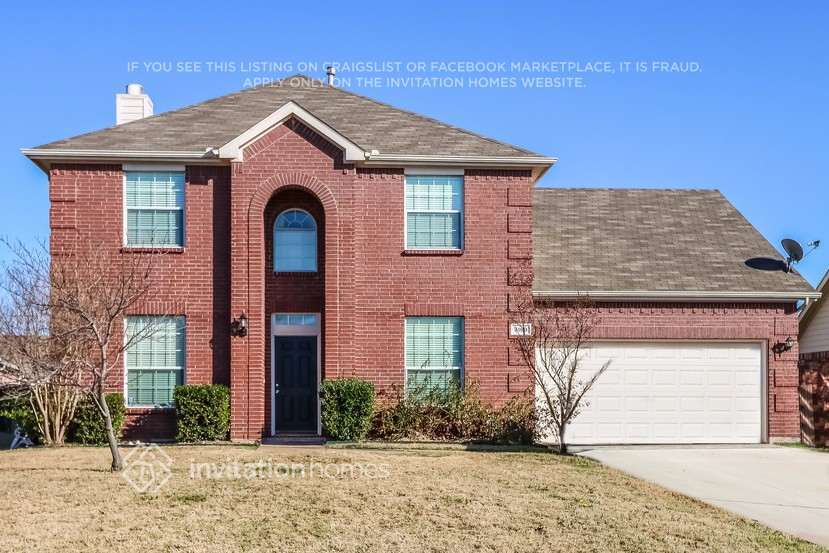 3168 Kingswood Ct in Mansfield, TX - Building Photo