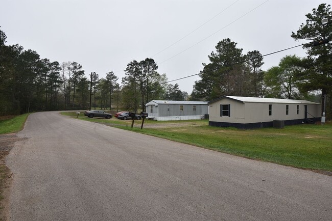 12858 Roy Harris Loop in Conroe, TX - Building Photo - Building Photo