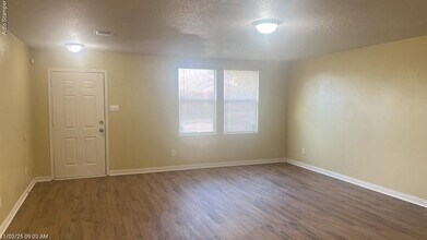 4004 Irish Setter Dr in Fort Worth, TX - Building Photo - Building Photo