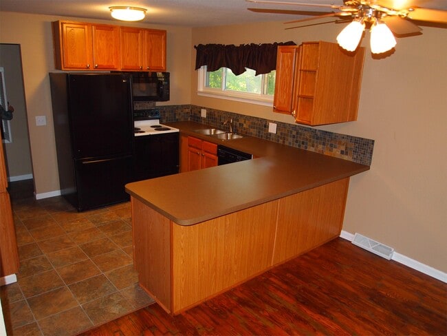 10600 Church Rd in North Adams, MI - Building Photo - Building Photo