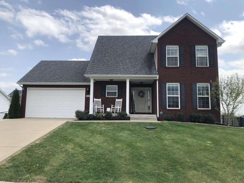 117 Emerson Dr in Elizabethtown, KY - Foto de edificio