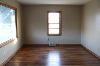 907 N Grant St in Fremont, NE - Building Photo - Building Photo