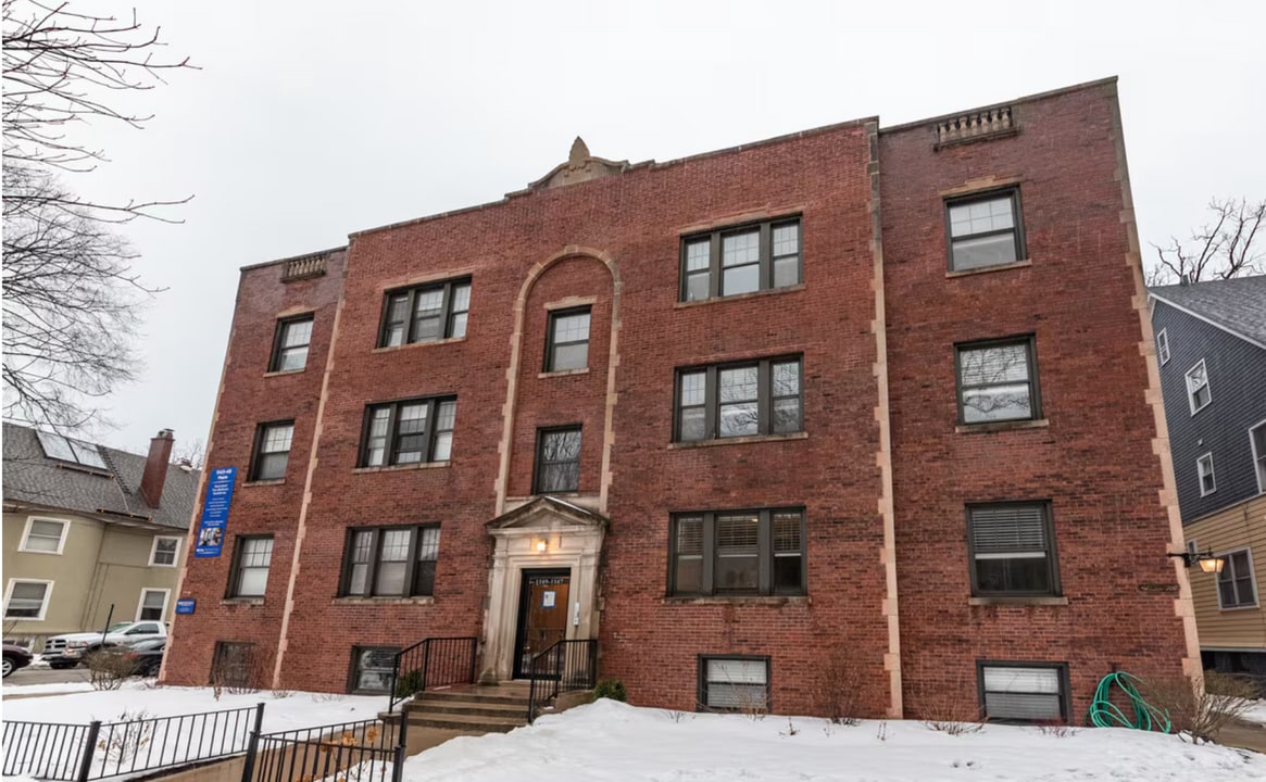 918 Crain St, Unit GDN in Evanston, IL - Foto de edificio