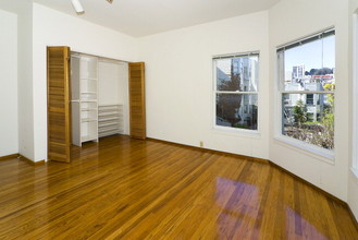 1624 Sacramento in San Francisco, CA - Building Photo - Interior Photo